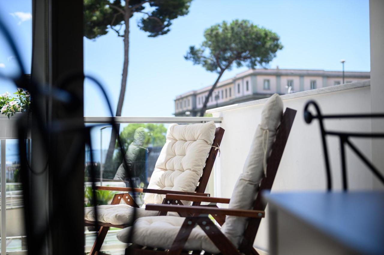Viale Dei Colli Aminei 10 Appartement